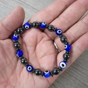 Kama Loka Small Evil Eye Hematite Bracelet